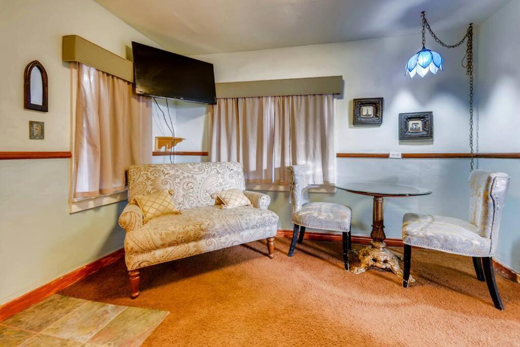 Cliff House Lodge And Hot Tub Cottages Morrison Eksteriør bilde
