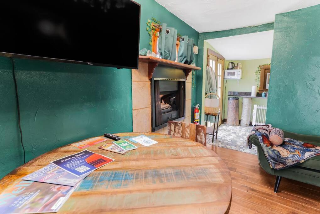 Cliff House Lodge And Hot Tub Cottages Morrison Eksteriør bilde