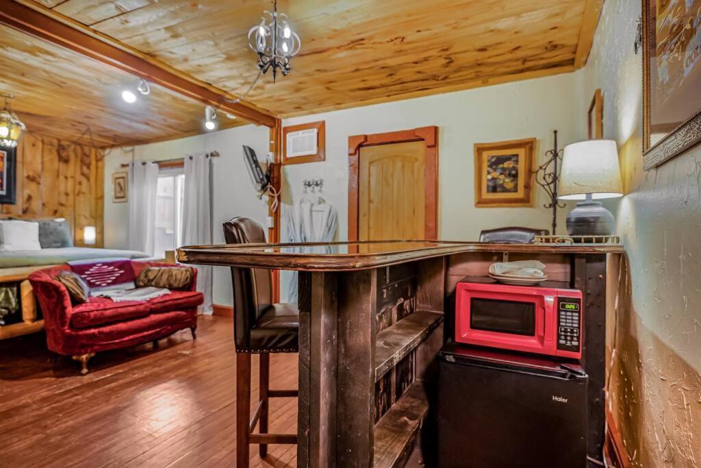 Cliff House Lodge And Hot Tub Cottages Morrison Eksteriør bilde