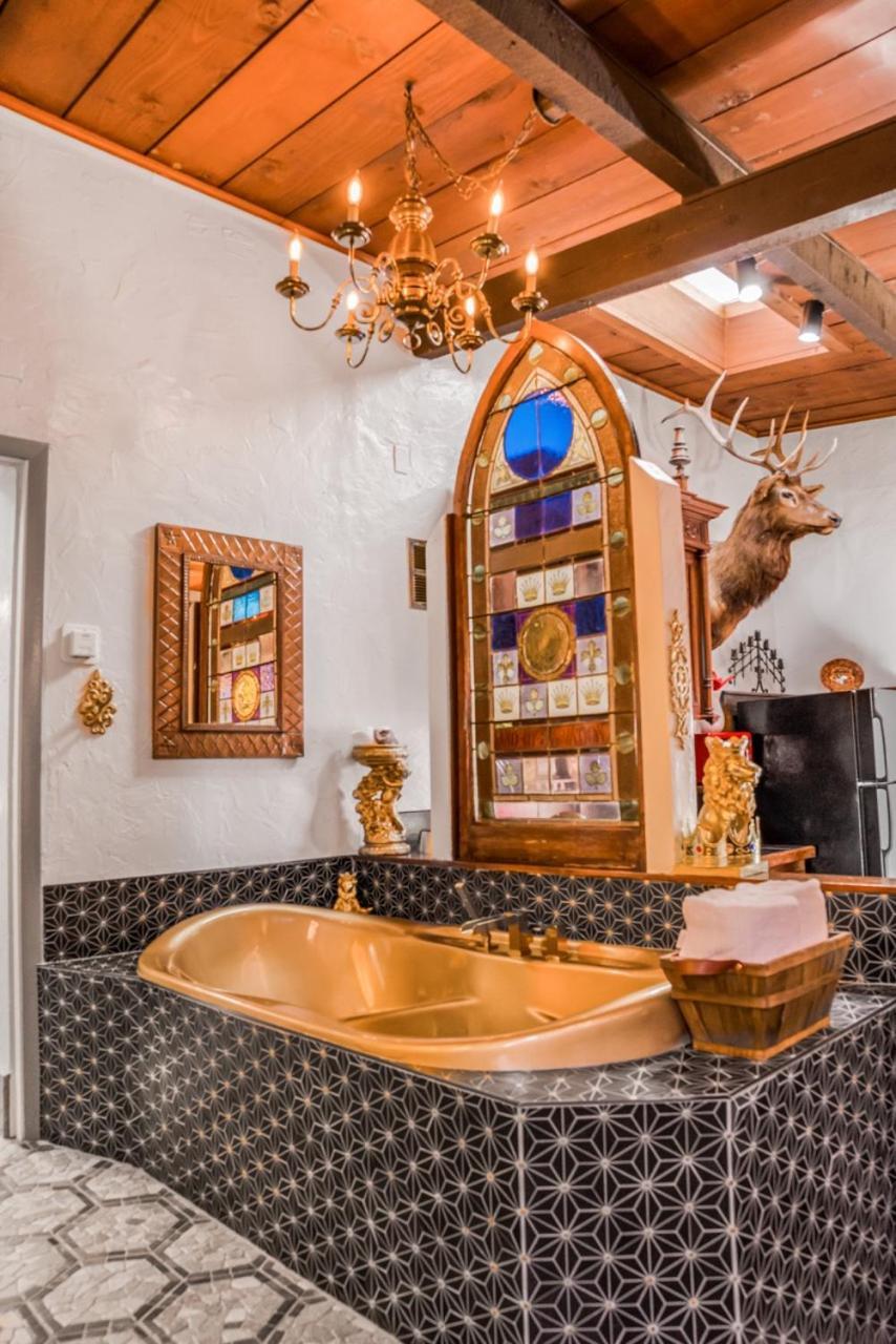 Cliff House Lodge And Hot Tub Cottages Morrison Eksteriør bilde